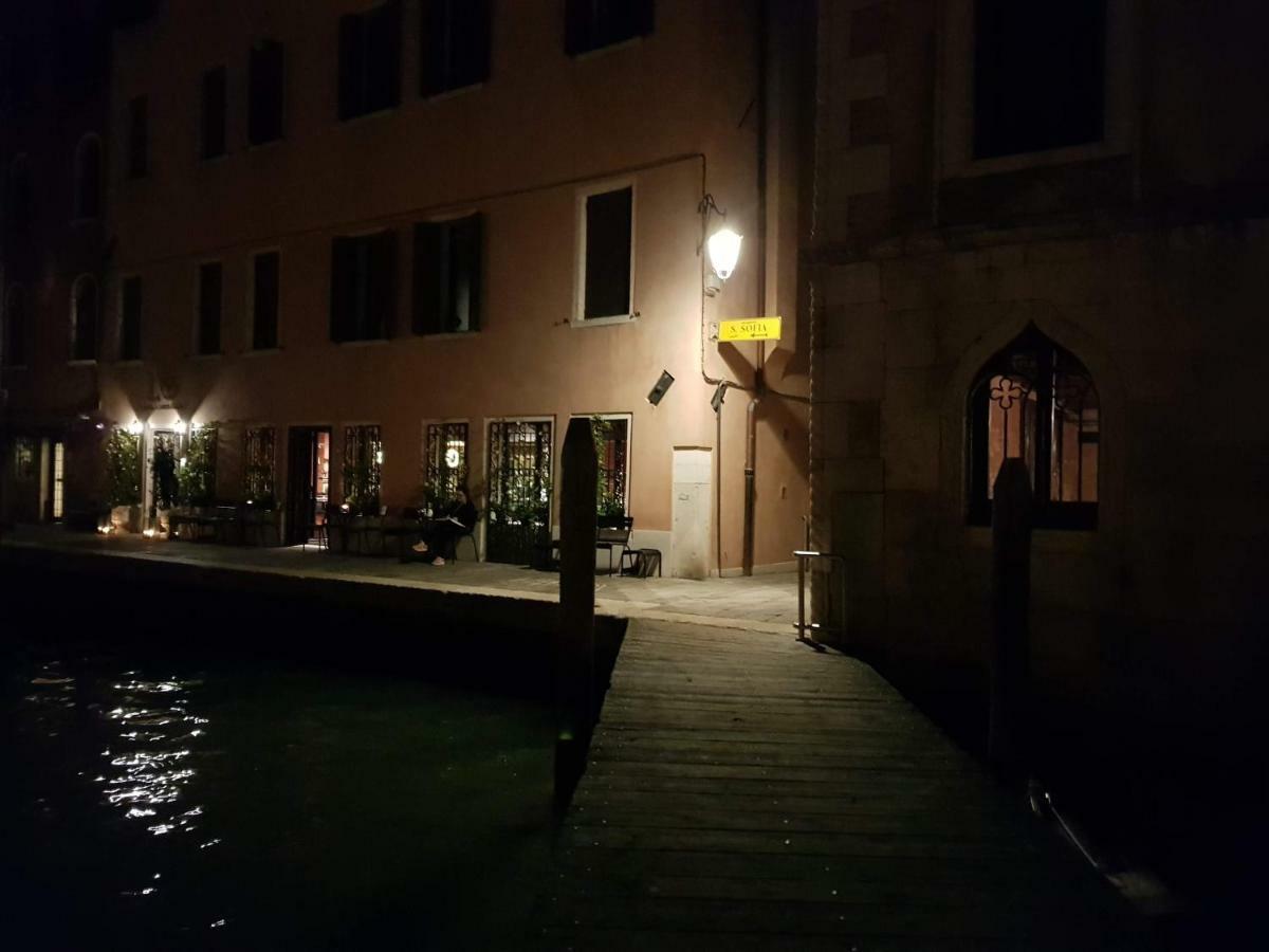 Palazzo Morosini Brandolin Dimora Romantica 威尼斯 外观 照片